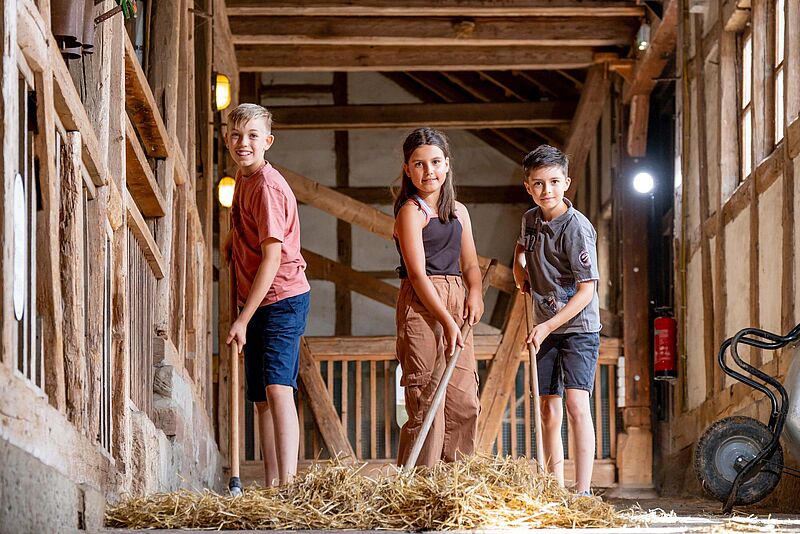 Drei Kinder missten den Stall aus