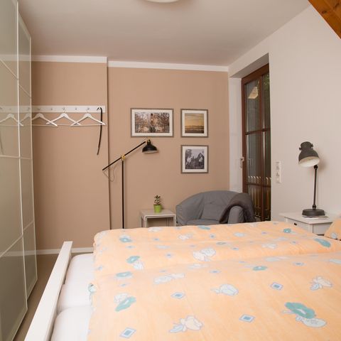 Sielmann-Appartment: Schlafzimmer mit Doppelbett